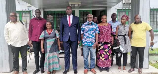 operation-un-journaliste-un-terrain-un-journaliste-une-maison-jean-claude-coulibaly-passe-a-loffensive